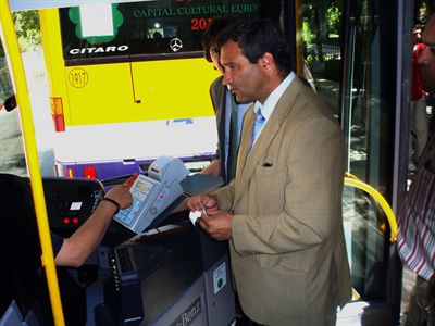Mañana entran en funcionamiento las nuevas tarjetas de transporte que sustituyen a los bonobús 