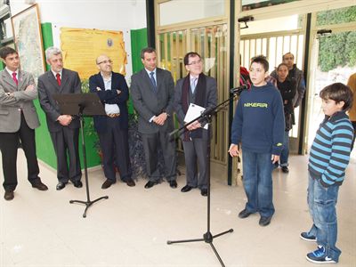 El alcalde destaca la importancia de la figura de Federico Muelas en el homenaje que le ha rendido hoy el colegio que lleva su nombre
