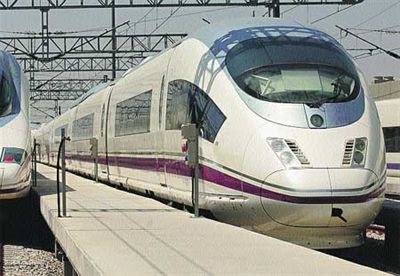 EL ALCALDE SOLICITAUNA REUNIÓN CON LA NUEVA CONSEJERA DE FOMENTO PARA ABORDAR LA SUSPENSIÓN DE LA LÍNEA DE AVE TOLEDO- CUENCA-ALBACETE