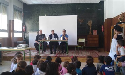 Escolares conocen a los protagonistas de #CuencaCapaz, iniciativa que visibiliza a las personas con discapacidad