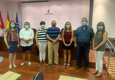 Ayuntamiento de Cuenca, Junta y Diputación Provincial entregan material de protección a las asociaciones sociosanitarias