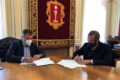 Ayuntamiento de Cuenca y Agrupación Provincial de Hostelería y Turismo firman su convenio por 17.000 euros