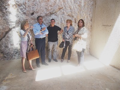 El Ayuntamiento y la UCLM inician conversaciones para la firma de un convenio de uso del espacio municipal en  la calle Mosén Diego de Valera