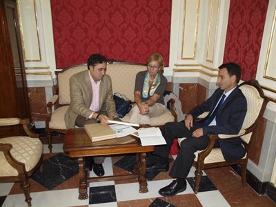 El concejal de Medio Ambiente recibe el Diagnóstico Municipal de Sostenibilidad