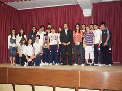 El alcalde agradece la participación del colegio Santa María de la Expectación en el concurso Conocer las Ciudades Patrimonio