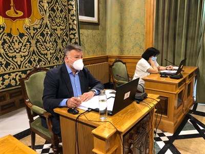 El equipo de Gobierno se marca como objetivo que la reconstrucción del muro de la calle Canónigos esté lista este mismo año