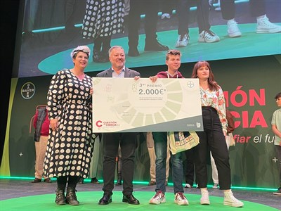 Lola Bernardo se proclama ganadora de la Gala Final de ‘Cuestión de Ciencia 4.0’ con su monólogo “Va por Luca”