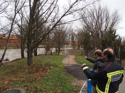 El Servicio de Protección Civil y Emergencias pide precaución a la ciudadanía ante la mayor crecida del nivel del río Júcar prevista para la noche de hoy 