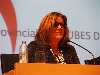 Segarra manifiesta el apoyo desde el Ayuntamiento al sector de los libros a través de iniciativas como la Feria del Libro  