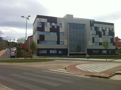 Aprueban dedicar una plaza del campus universitario a la “Libertad de Expresión”