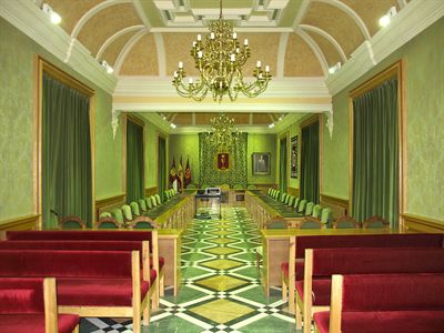 El Ayuntamiento reduce en un 85% el consumo eléctrico en el Salón de Sesiones