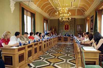 El Pleno ratifica los convenios urbanísticos de sustitución, por su equivalente económico, del 10% del aprovechamiento en Villarromán IV y Nohales IV


