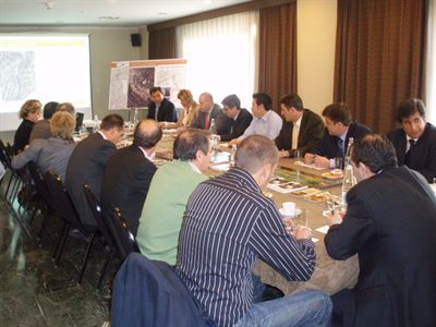 El alcalde dio a conocer a la Agrupación de Hosteleria los proyectos municipales en materia de turismo