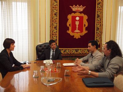 En marcha un programa para ayudar a los padres a controlar el acceso de sus hijos a Internet