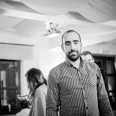 El fotógrafo conquense Álex M. Simón será el cartelista de la Feria y Fiestas de San Julián 2022