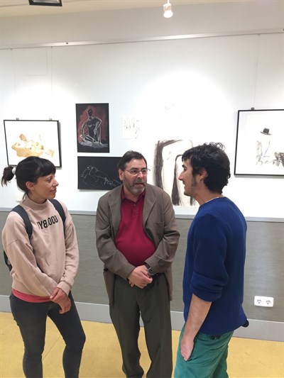 El Centro Joven acoge una exposición de dibujos realizados con modelo en vivo 