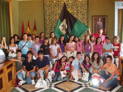 Recepción al segundo grupo de niños de L