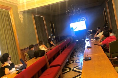 Los grupos políticos municipales conocen el proyecto de las escaleras mecánicas al Casco Antiguo