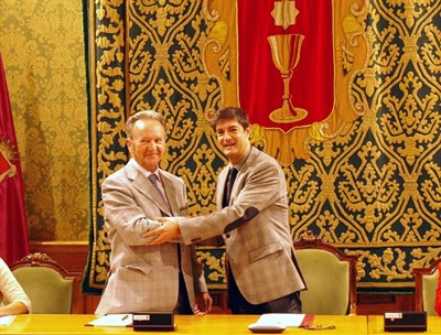 La Fundación Caja Rural de Cuenca, de Globalcaja, financiará 17 becas de comedor escolar