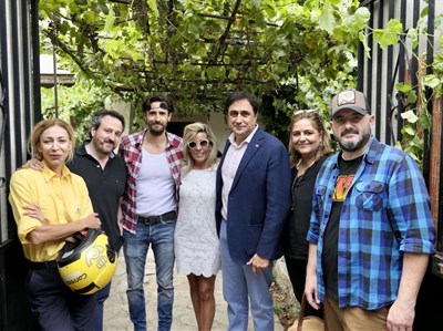 Ángel Mariscal comparte una jornada de rodaje de ‘Rocambola’ con Juanra Fernández y su equipo