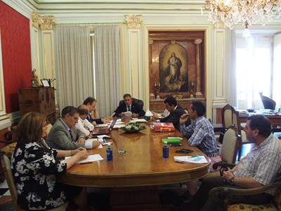 El Ayuntamiento recupera el tradicional concurso para la selección del cartel anunciador de la Feria y Fiestas de San Julián 2016