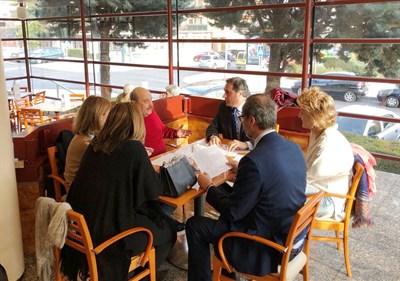 Mariscal se reúne con un grupo de vecinos de Princesa Zaida para explicarles las medidas para mejorar la movilidad 