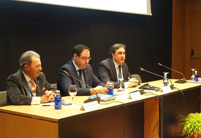 Ángel Mariscal presenta a las agencias de viajes la oferta turística de Cuenca