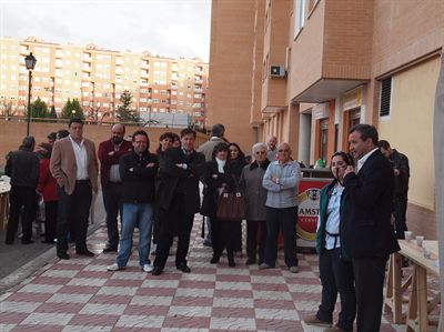 El alcalde anuncia a los vecinos de Santa Mónica la inminente reordenación del tráfico en varias calles
