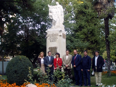 Concluye la limpieza de la escultura de Marco Pérez que homenajea a los soldados conquenses muertos en África