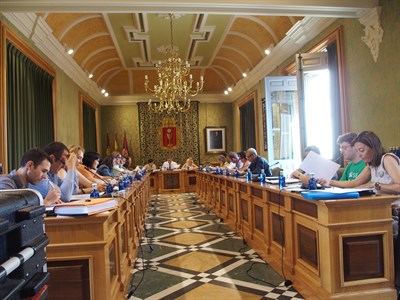 El Pleno aprueba la solicitud del Fondo de Ordenación para ganar liquidez y agilizar el pago a proveedores