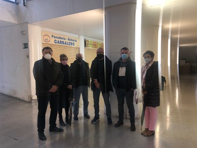 El Ayuntamiento se suma a la recogida de ayuda a Ucrania, que se traslada al Mercado Municipal 