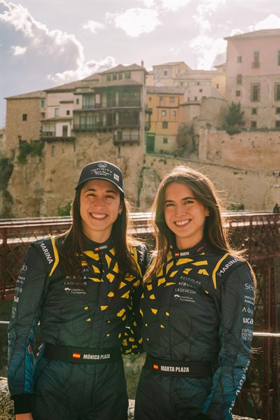Las pilotos Mónica y Marta Plaza, pregoneras de la Feria y Fiestas de San Julián 2025