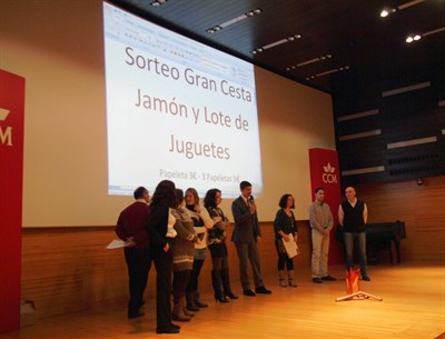 Gran afluencia de público al Festival de Navidad de la Ludoteca Municipal 