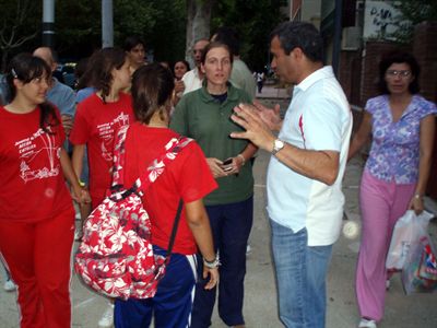 El alcalde se interesa por los 250 niños y jóvenes desalojados de dos campamentos de la Serranía de Cuenca