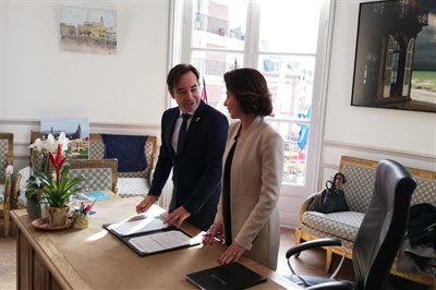 Cuenca se promociona en la localidad francesa de Trouville-sur-Mer