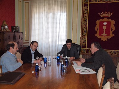 El alcalde se reúne con la Cámara de Comercio para implicarla en el diseño del plan estratégico “Cuenca 2020”
