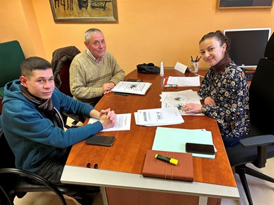 La asociación Apafclm da a conocer al Ayuntamiento la jornada que ha organizado para este jueves acerca de las enfermedades raras 