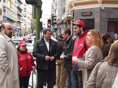 Finaliza con éxito el trabajo de los 32 informadores turísticos contratados por el Ayuntamiento y la Cámara