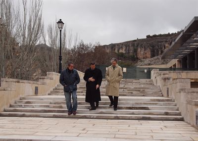 Finaliza la reposición de las escaleras de acceso al Teatro Auditorio de Cuenca