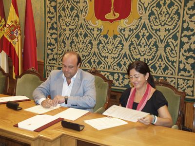 El Ayuntamiento sufragará parte de los gastos de las adopciones de animales abandonados