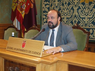 La Junta de Gobierno aprueba la propuesta para ampliar en cinco el número de licencias de taxi de cara a la llegada del AVE