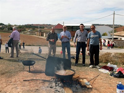 Gran ambiente festivo en el I Encuentro de Barrios Pedáneos