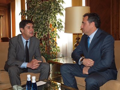 Ávila y Mariscal apuestan por la colaboración en materia de seguridad