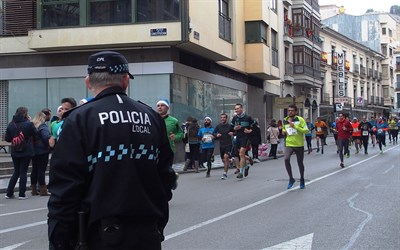 La celebración de la Media Maratón y dos procesiones motivarán restricciones de tráfico este fin de semana 