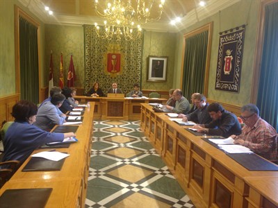 El Consejo Escolar Municipal propone como ‘días de libre designación’ los días 29 de enero y 27 de mayo de 2016 