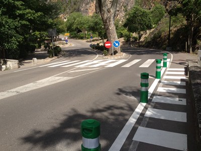 El Ayuntamiento acomete varias mejoras en la señalización horizontal 