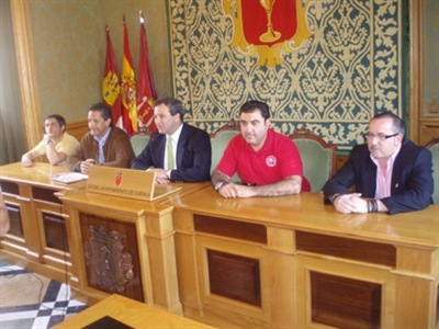 Recepción oficial al Edenca Ciudad Encantada por su ascenso a la Liga ASOBAL