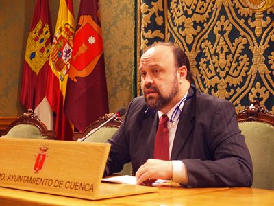 La Junta Local de Gobierno adjudica las obras de desmontaje de la pasarela del barrio de Villaluz