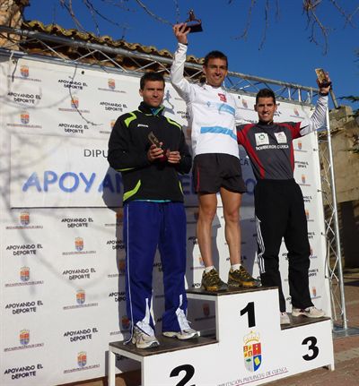 Los bomberos del Ayuntamiento de Cuenca Santiago García y  Marco Adrián Escudero consiguen un primer y un tercer puesto en la carrera de Torrubia del Castillo