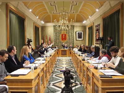 Los grupos PSOE, IU y Ciudadanos paralizan la construcción del Parking subterráneo de Astrana Marín